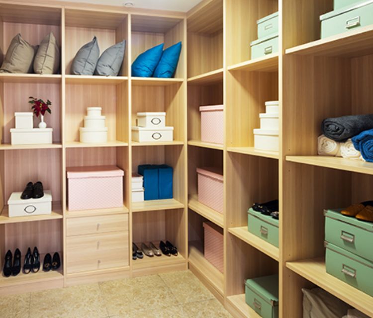 Hisense Dehumidifier-J - Walk-in Closet